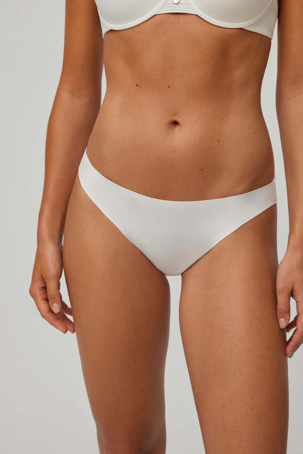 Slip medio taglio laser in pizzo