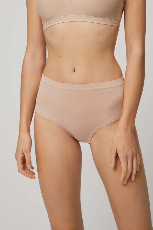 Mutandina alta invisibile adattabile